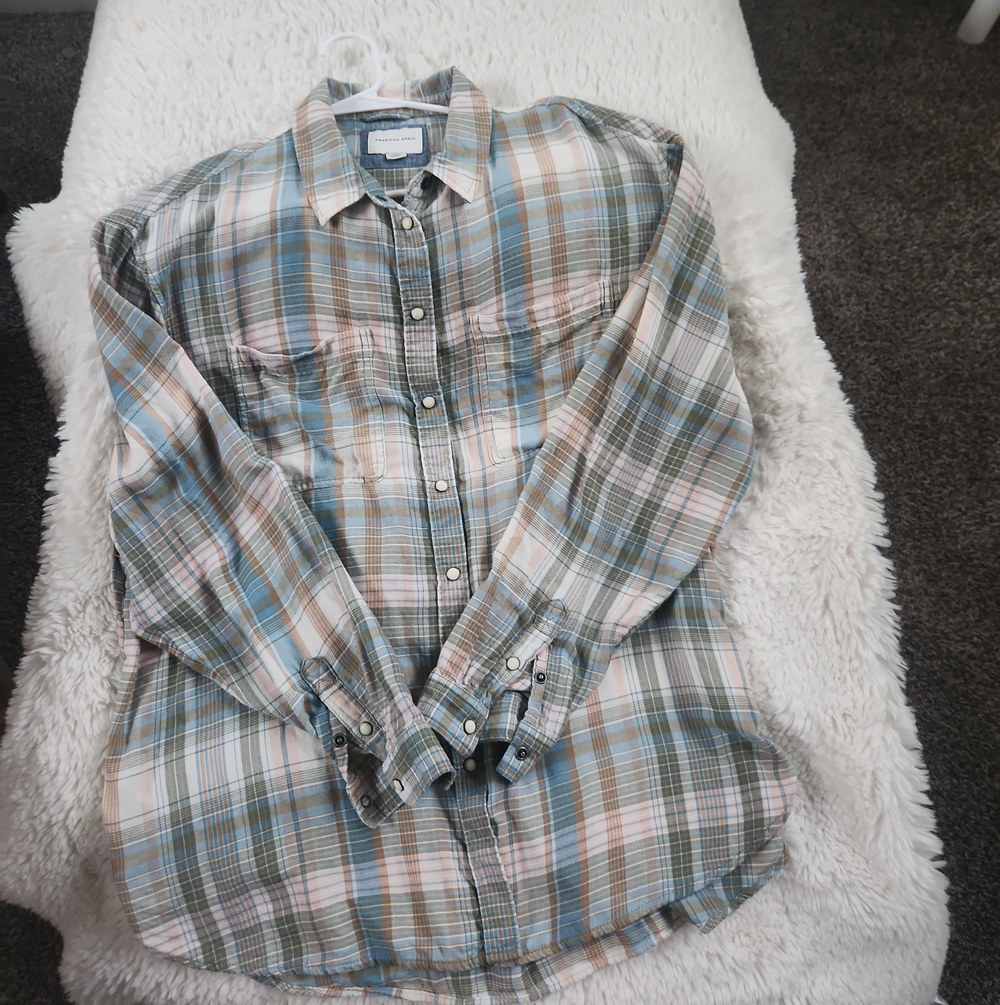 American Eagle Thin Soft Plaid Shirt